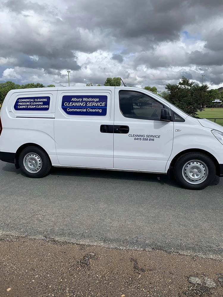 Albury Wodonga Cleaning Service team at work